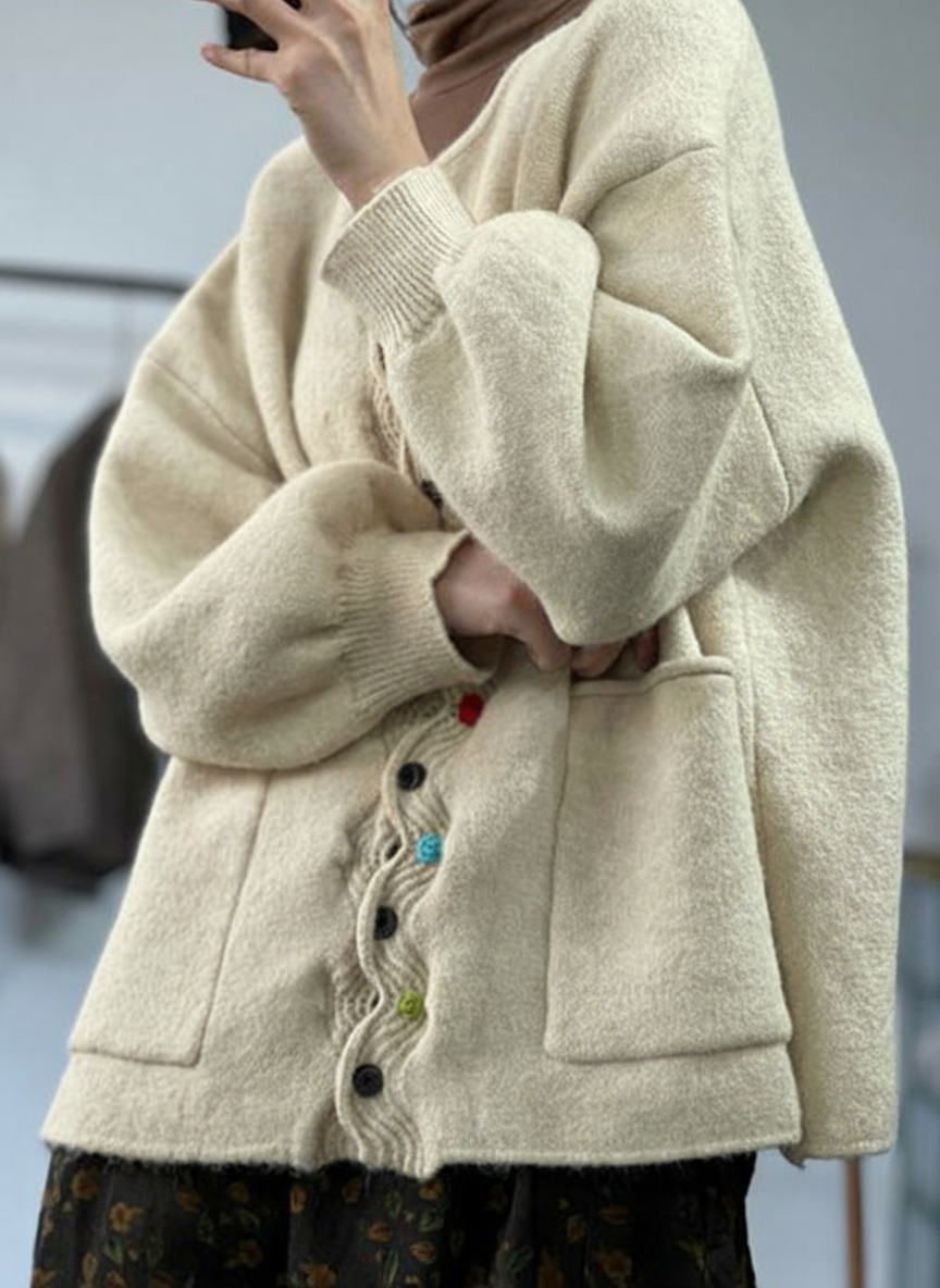 Cardigan Héméra – Boutons Multicolores & Maille Épais