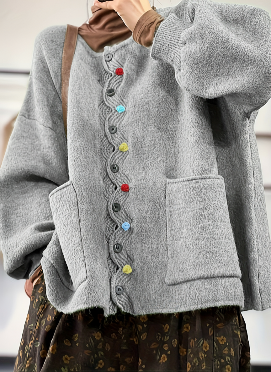 Cardigan Héméra – Boutons Multicolores & Maille Épais