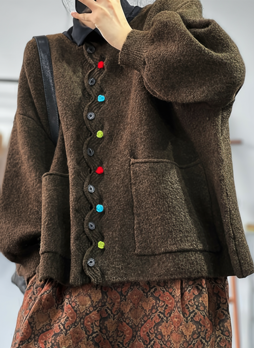 Cardigan Héméra – Boutons Multicolores & Maille Épais