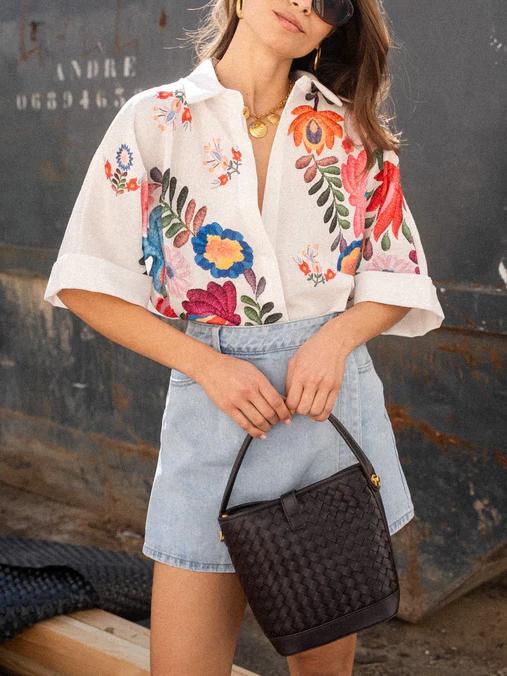 Carla - Chemise florale manches courtes