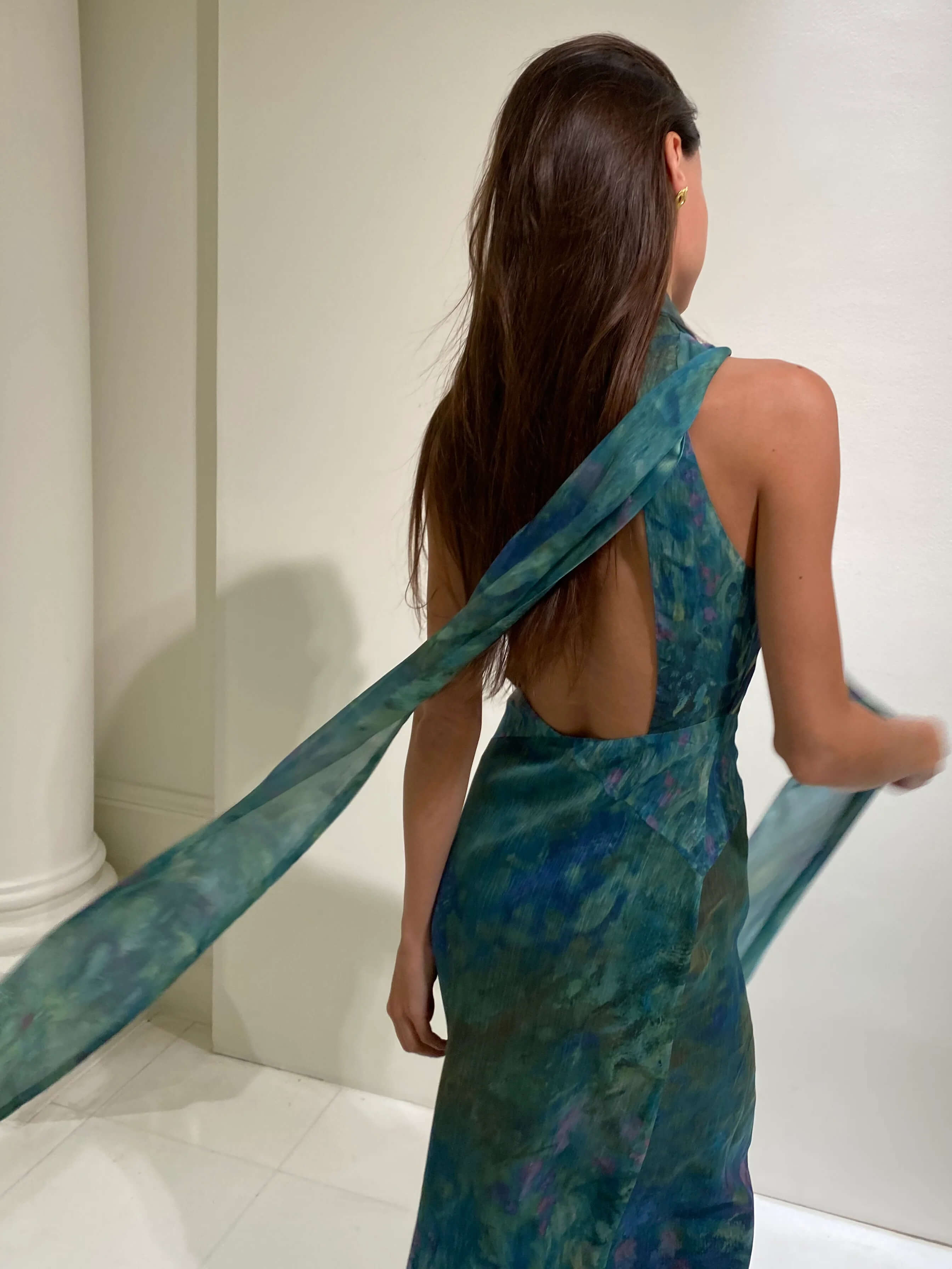 Irisae – robe longue fluide imprimée Monet inspiration florale