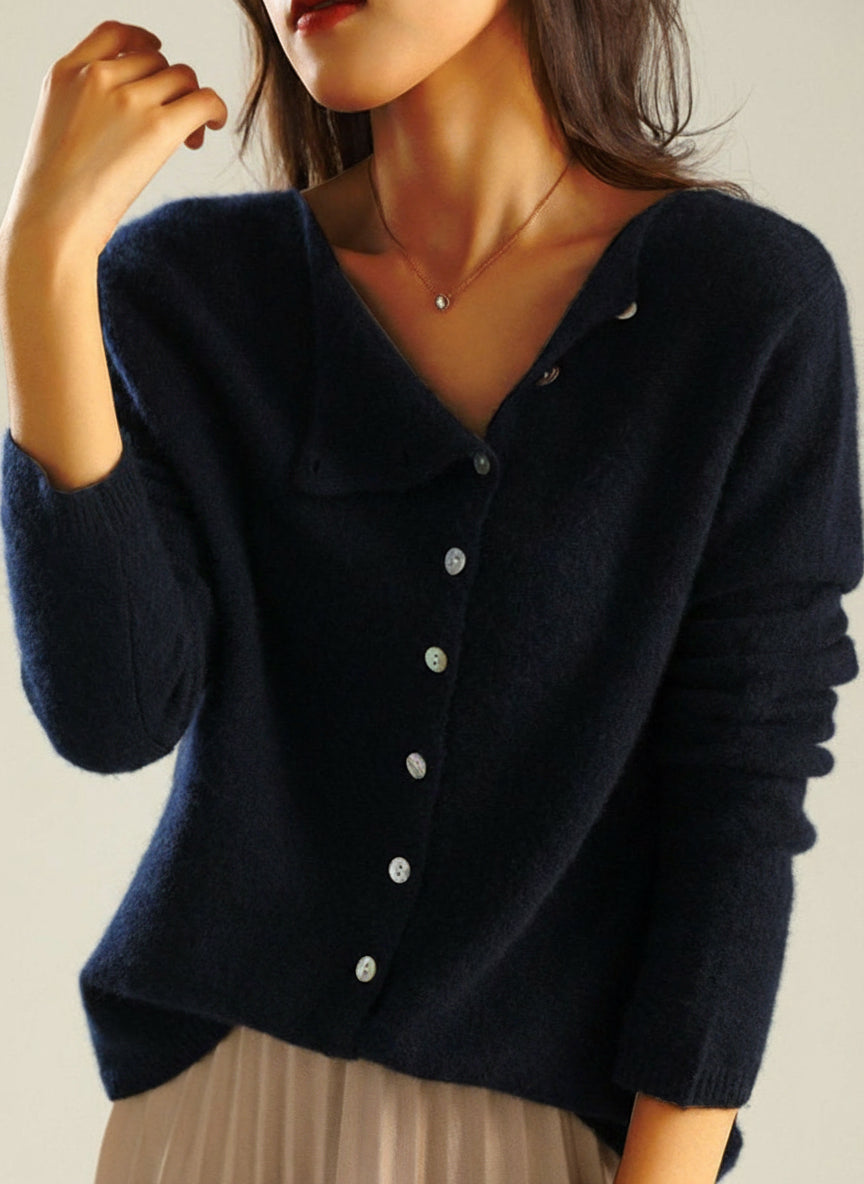 Cardigan Elinor – Boutonnage Fin & Style Rétro